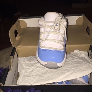 Size 4c Jordan 11s